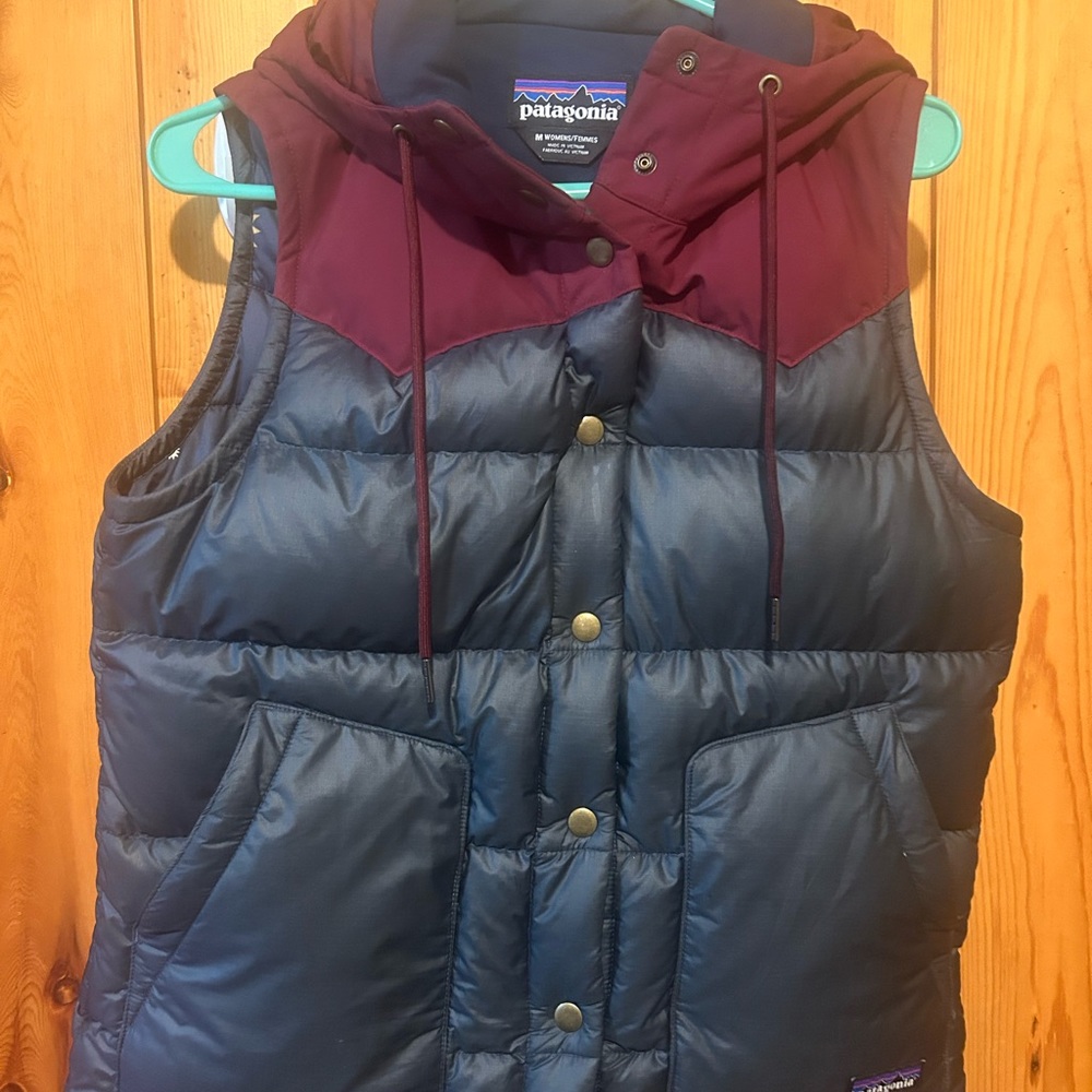 Women’s Patagonia Hooded Bivy Vest-Great Shape.